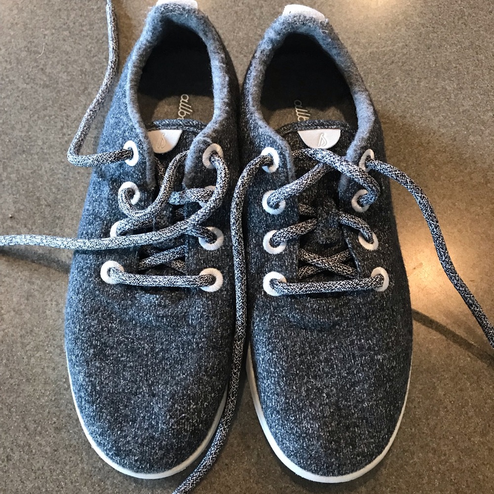 Size 8 Allbird Tennis Shoes